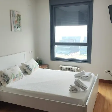 Torres De Montenuno Apartment