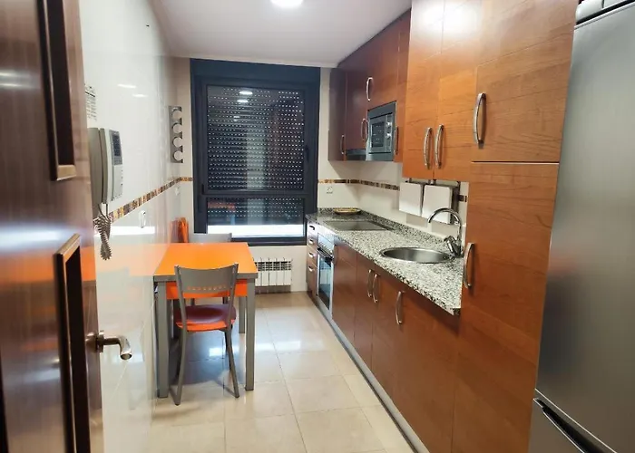 شقة Torres De Montenuno *